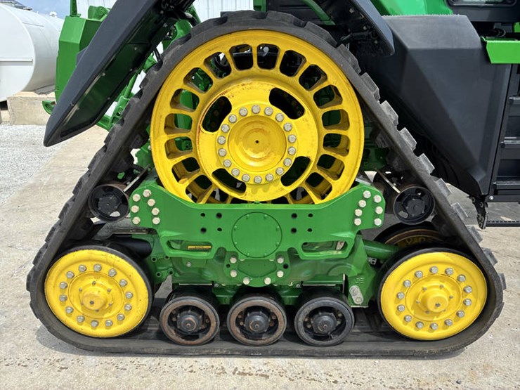 2021-john-deere-8rx-310-image-55