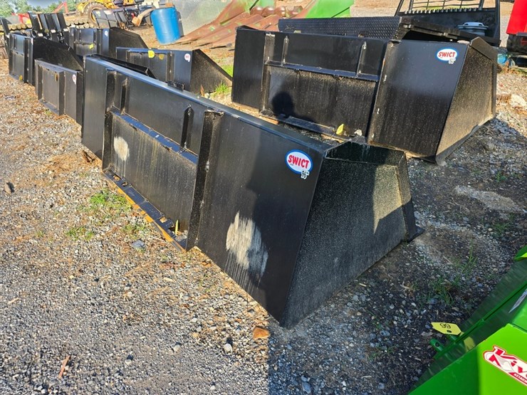 new-swict-96"-skidloader-material-bucket-image-1