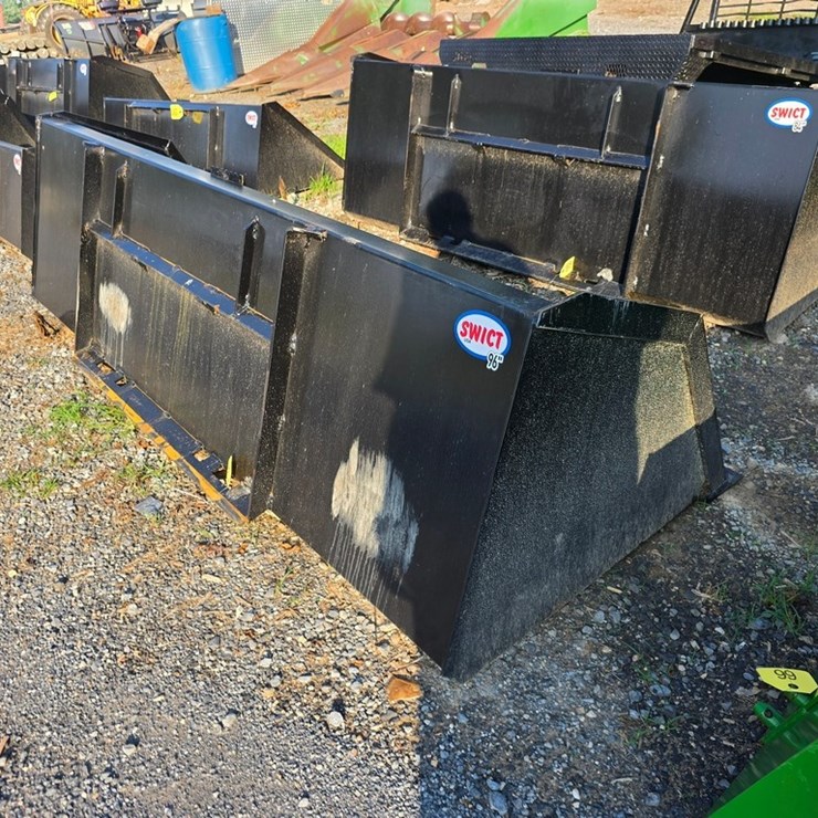 New Swict 96" Skidloader Material Bucket