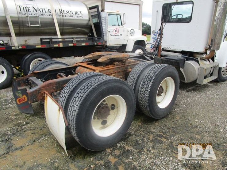 1996-cummins-m11-image-7