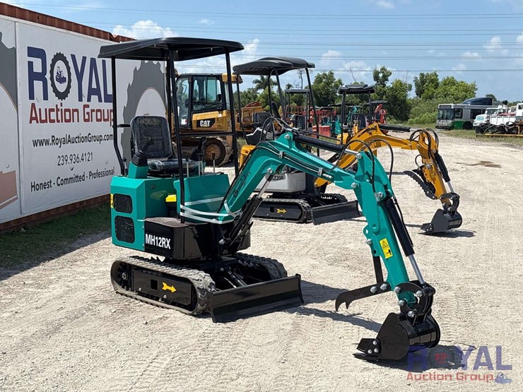 unused-2025-cfg-mh12rx-mini-excavator-image-2