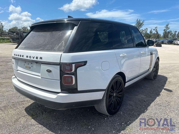2018-land-rover-range-rover-image-3