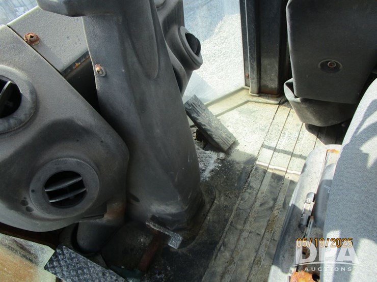 deere-544k-image-46
