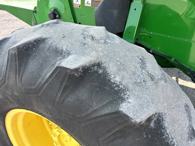 2001-john-deere-9750-image-22