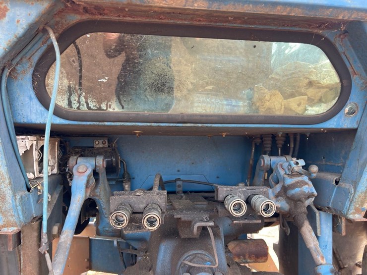 ford-6700-image-15