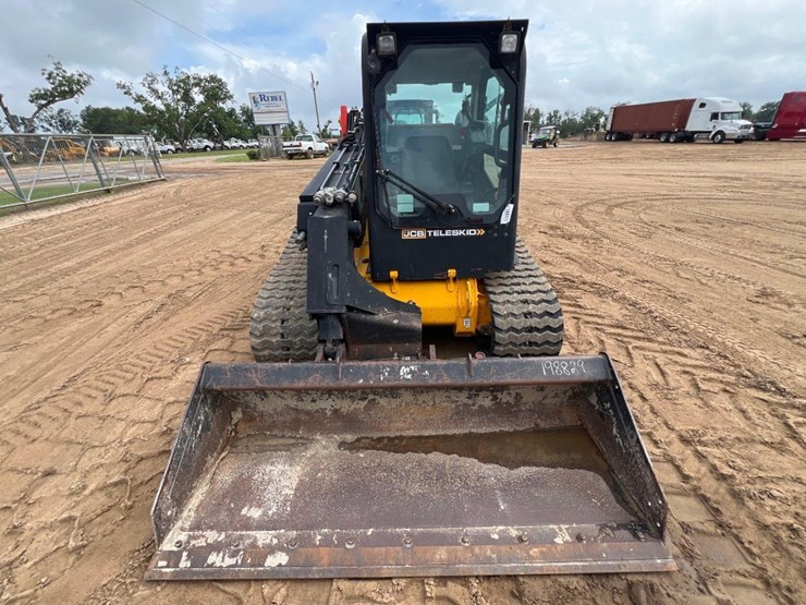 jcb-3ts-8t-image-7