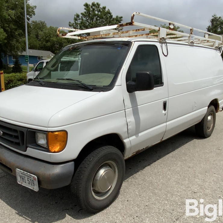 2007 FORD E350