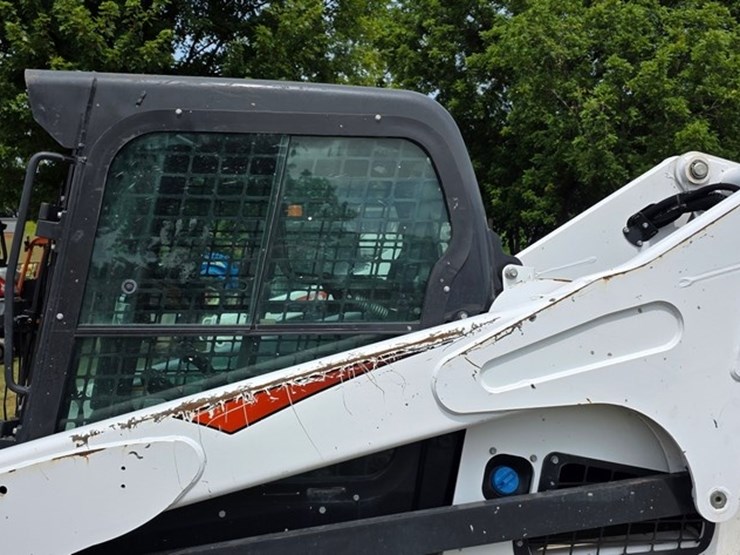 2020-bobcat-s850-image-28