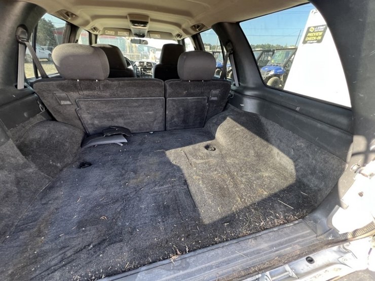2004-chevrolet-blazer-image-23