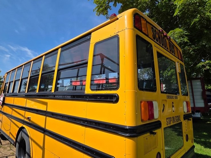 2007-freightliner-school-bus-(runs)-(title)-image-24
