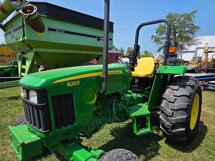 john-deere-5203-image-7