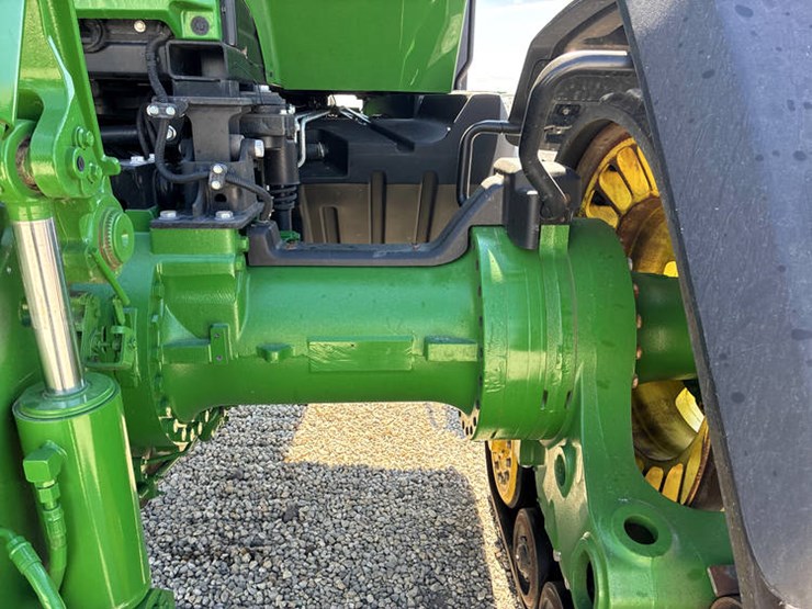 2020-john-deere-8rx-410-image-75