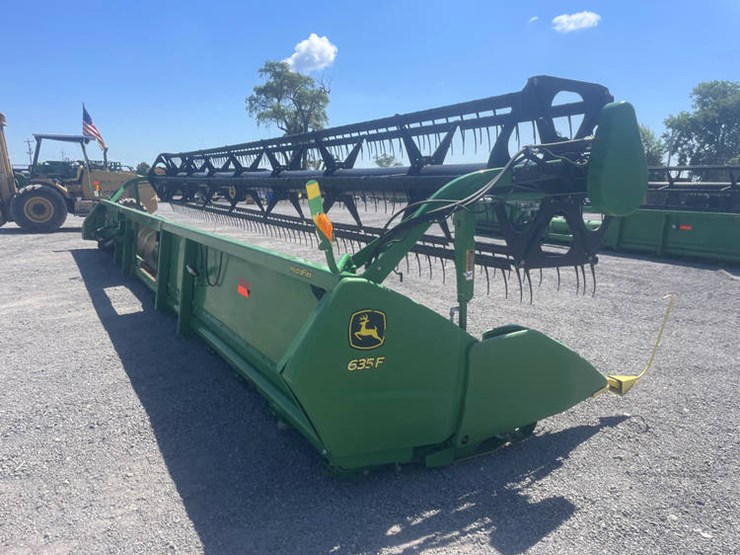 2013-john-deere-635f-image-13