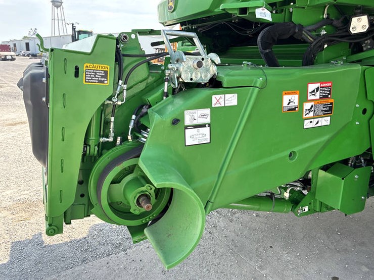 2022-john-deere-s780-image-10