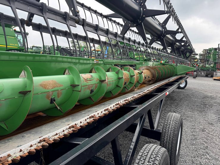 2016-john-deere-635f-image-8