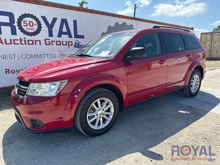 2013-dodge-journey-image-1