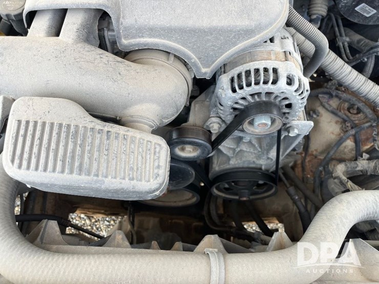 2012-chevrolet-silverado-image-67