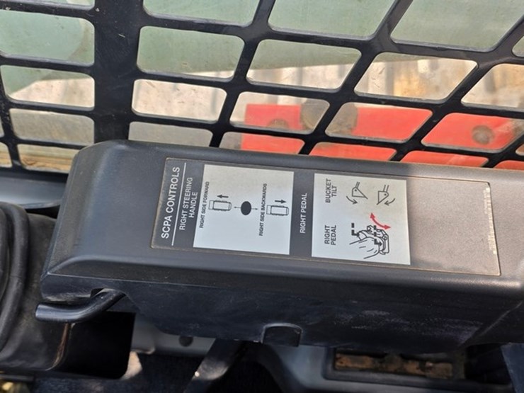2018-bobcat-t870-image-51