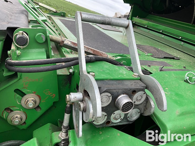 2013-john-deere-s670-image-18