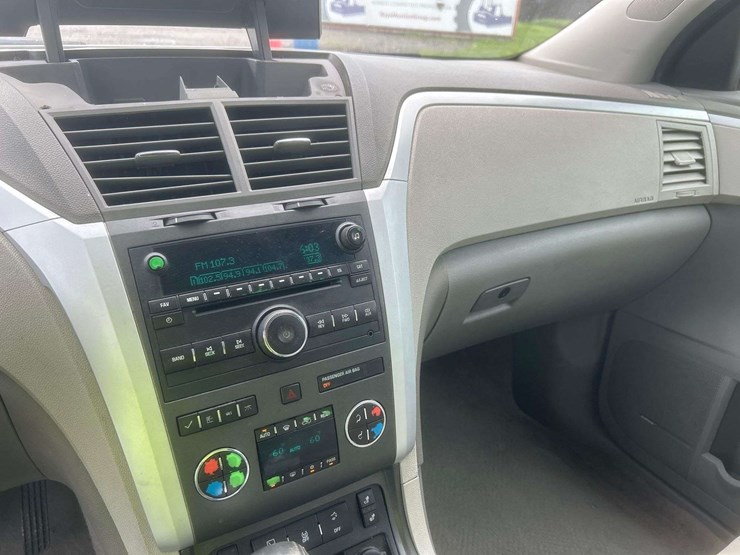 2012-chevrolet-traverse-ltz-image-15
