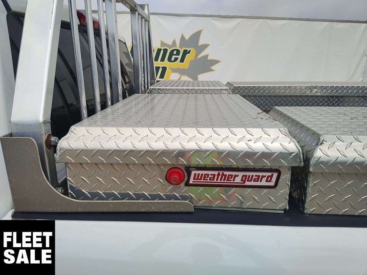 2015-ram-tradesman-image-17
