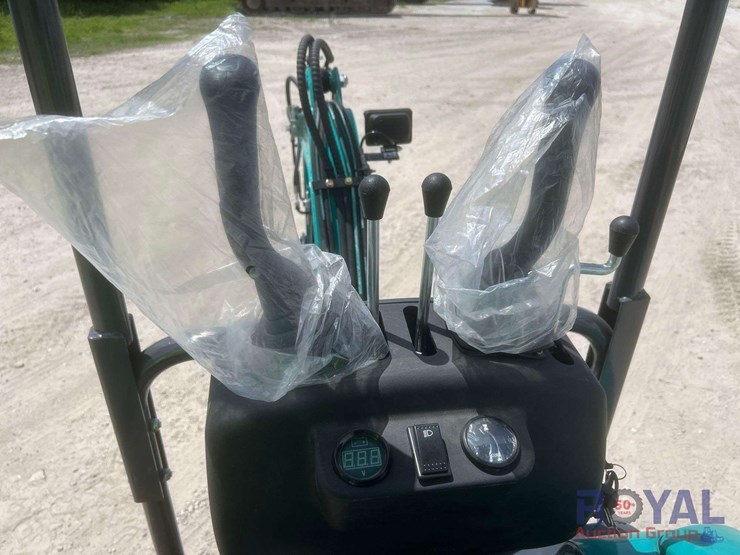 unused-2025-cfg-qk16r-mini-excavator-image-11