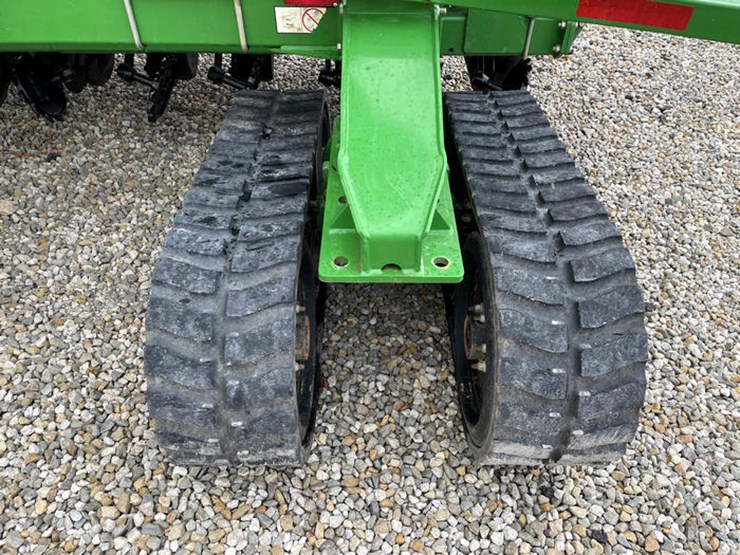 2017-john-deere-1990-image-62