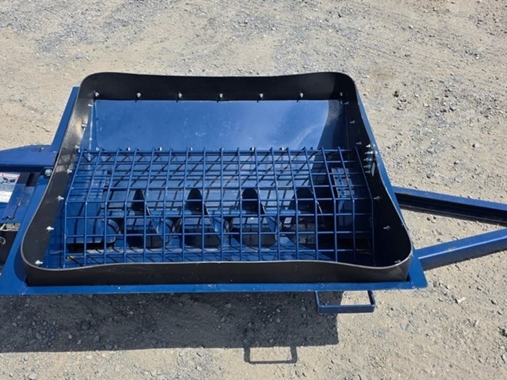 new-harvest-t852-8"x52'-transport-auger-image-6