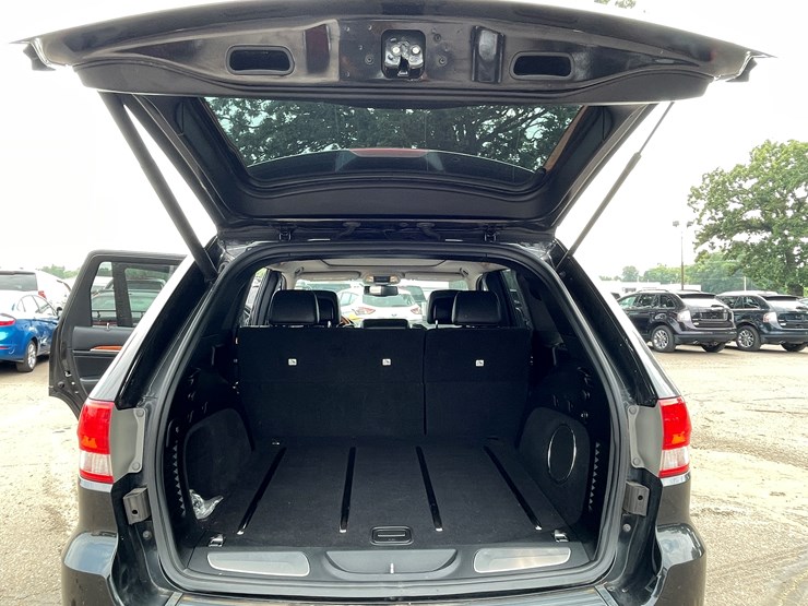 2013-jeep-grand-cherokee-image-68