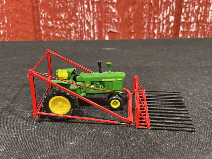 john-deere-3010-image-7