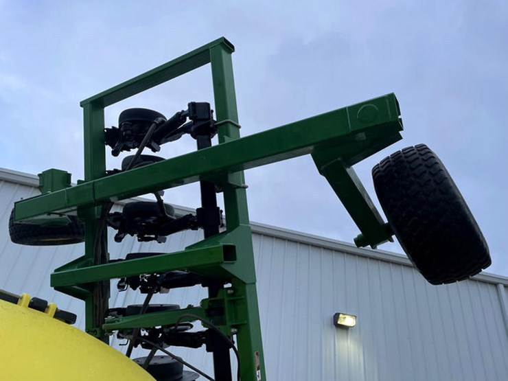 2017-john-deere-1990-image-30