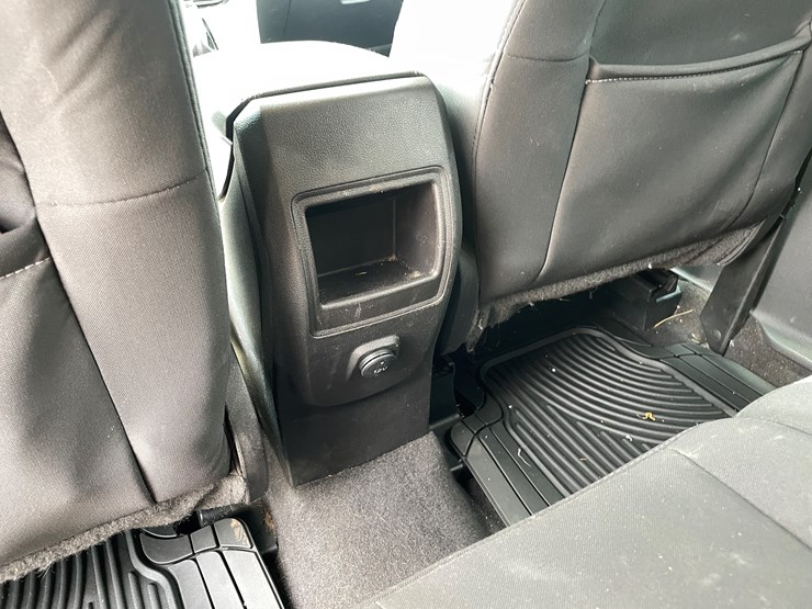 2015-ford-escape-se-image-69