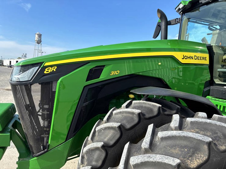 2022-john-deere-8r-310-image-42