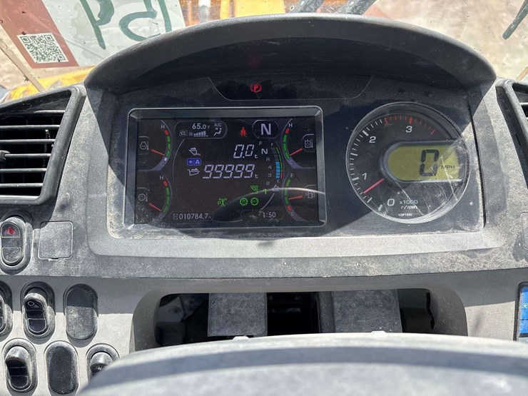 2018-komatsu-wa500-8-image-8