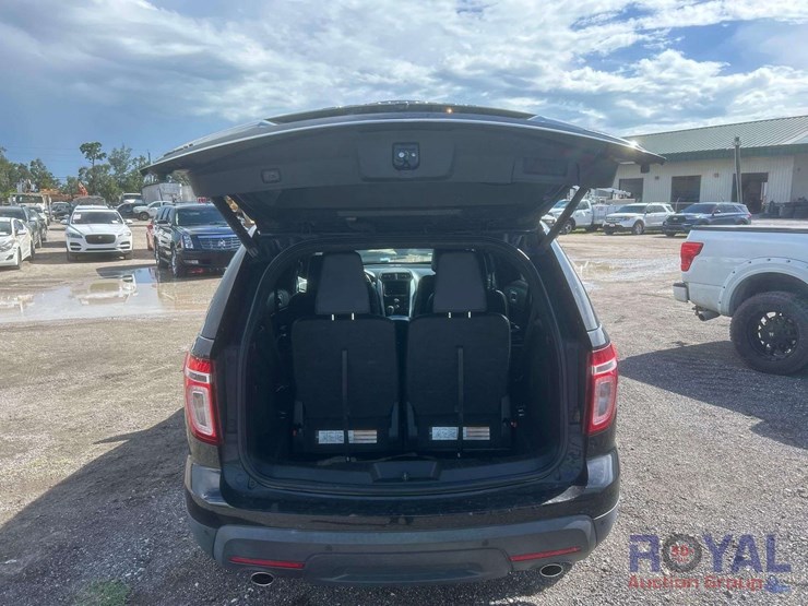 2013-ford-explorer-xlt-image-22