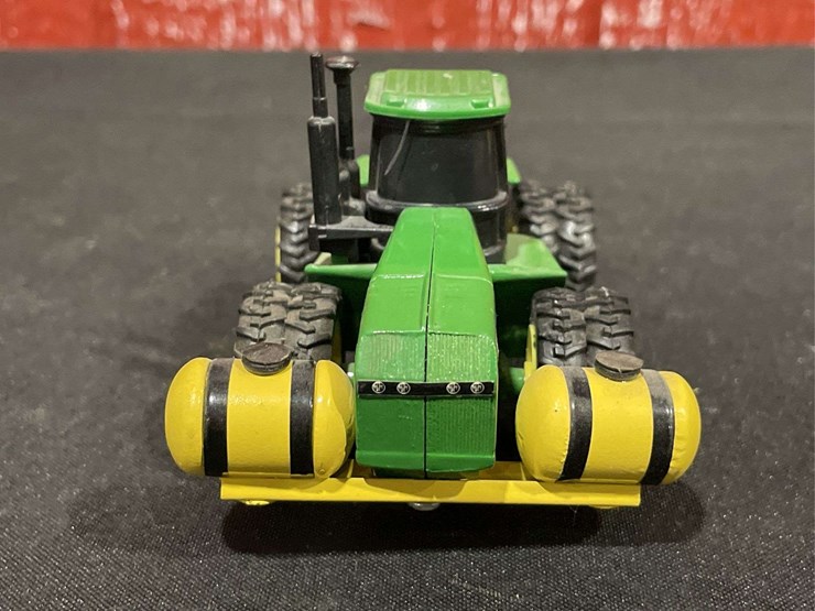 john-deere-8560-image-9