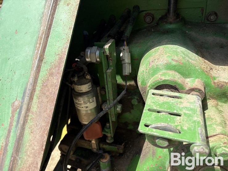 2001-john-deere-6950-image-14