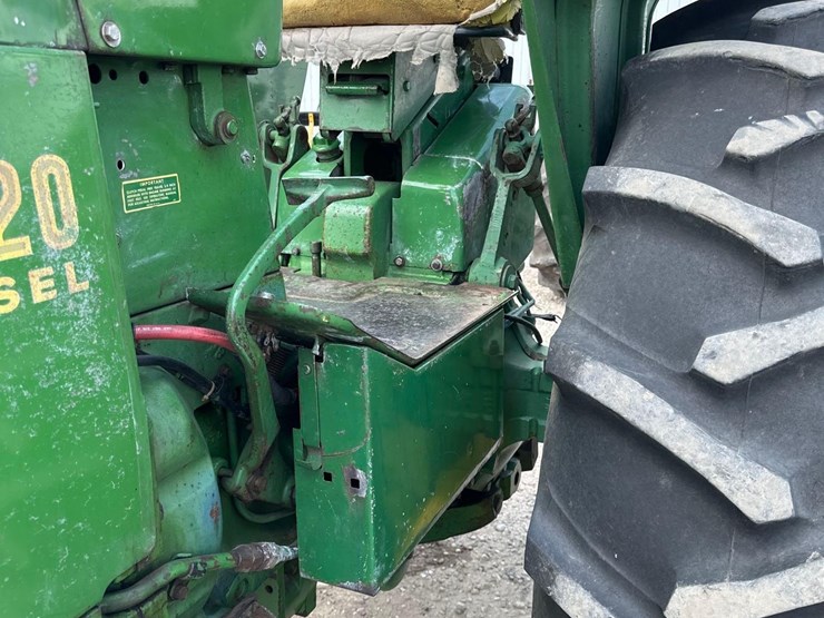 john-deere-4020-image-6