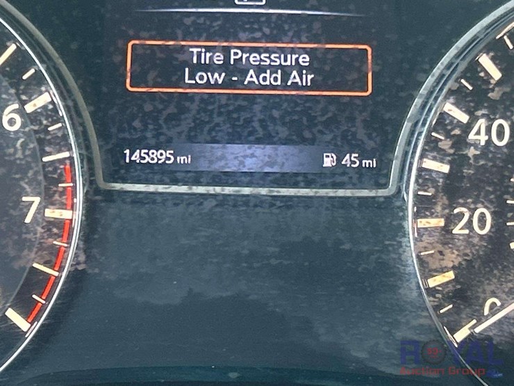 2016-nissan-pathfinder-image-8