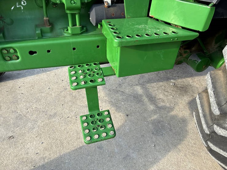 1982-john-deere-4440-image-32