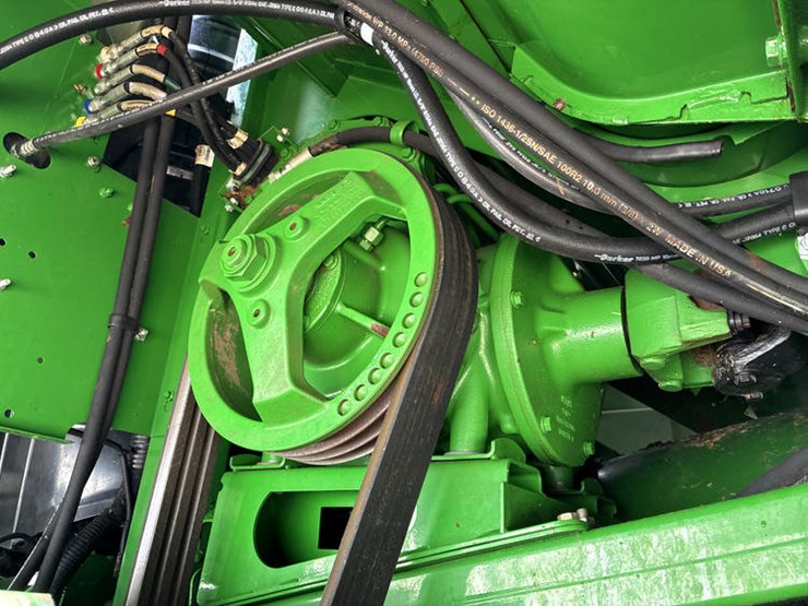 2017-john-deere-s680-image-54