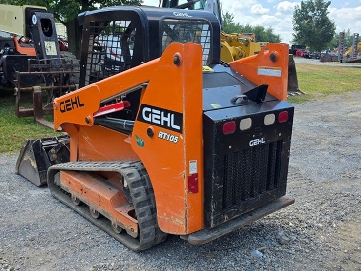 2020-gehl-rt105-image-3