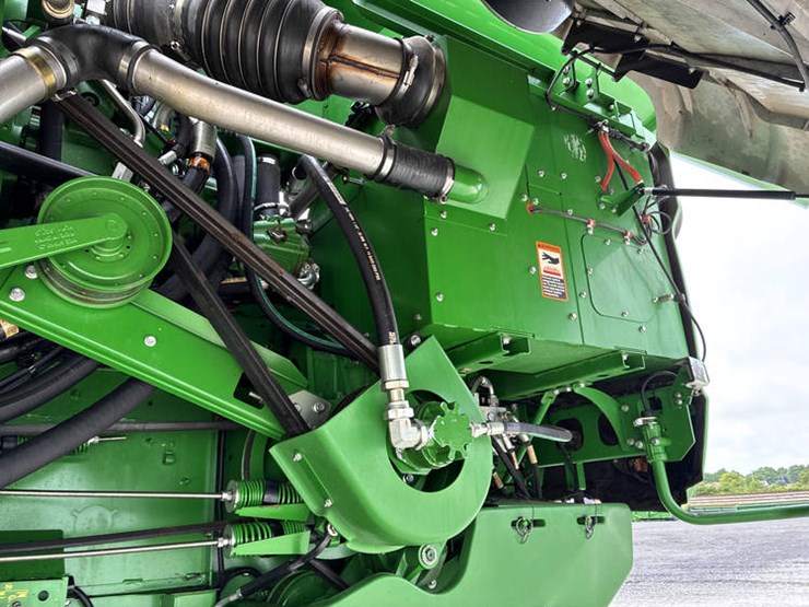 2014-john-deere-s680-image-58