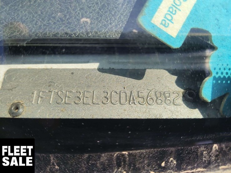 2012-ford-350-image-6