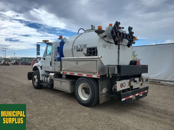 2017-international-workstar-7300-image-3