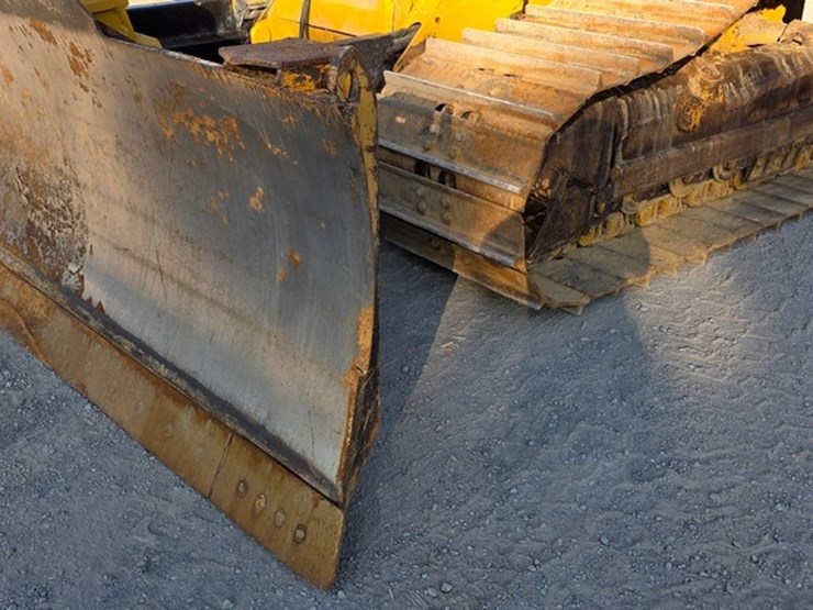 2019-caterpillar-d6n-lgp-image-6