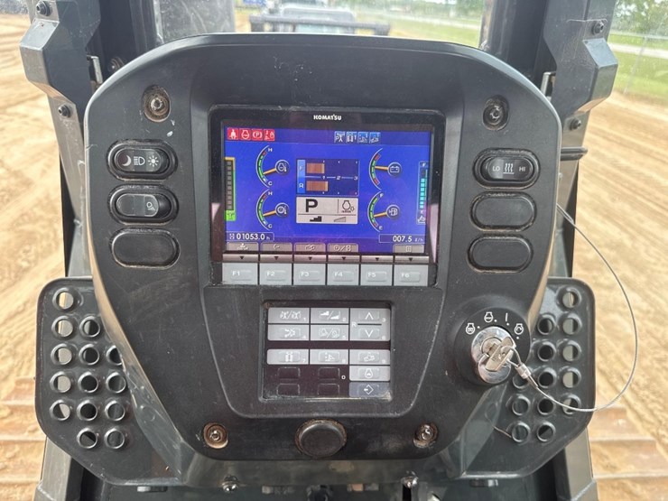 2021-komatsu-d51ex-24-image-26