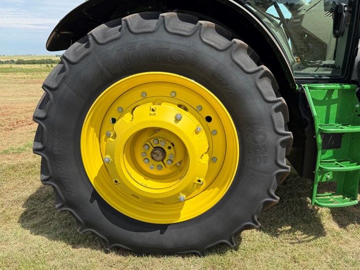 2024-john-deere-6155r-image-4