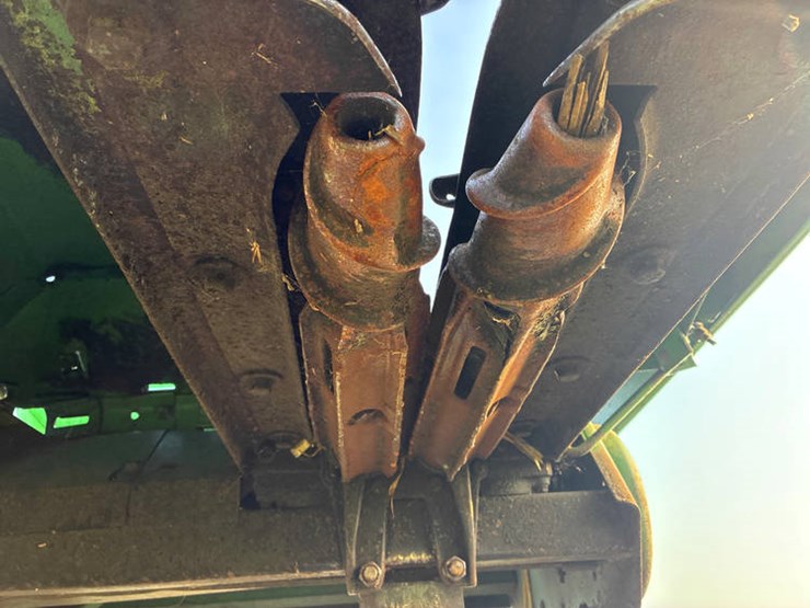 john-deere-643-image-37
