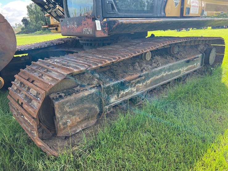 caterpillar-336-image-13